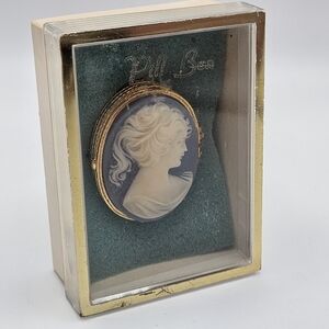 NEW VINTAGE Blue White Carved Cameo Gold Tone Hinged Pill Trinket Box Pillbox